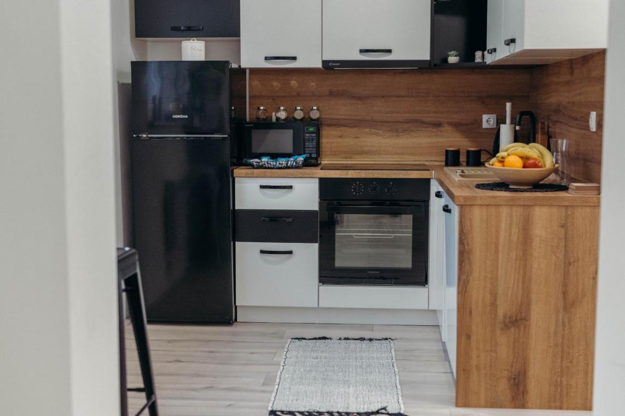 Holy Apartment Ðakovo Екстериор снимка